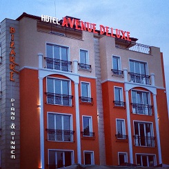 AVENUE DELUXE thumbnail